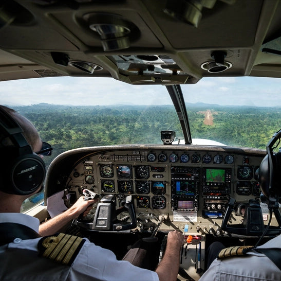 Pilotes Aviation Sans Frontières - aéronautique française, chaque vente de montre DÉDALE soutient l'ONG